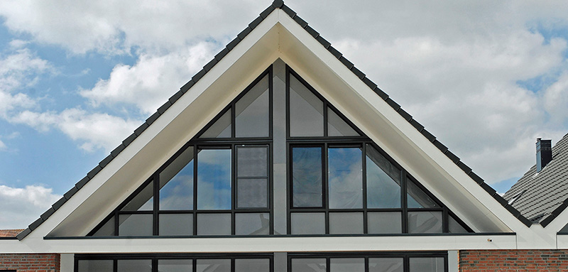 Großflächiges Dachfenster © VFF/Ventana Deutschland